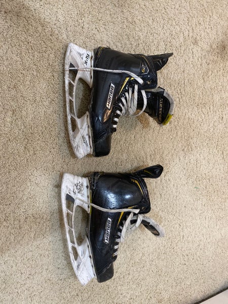 Used Bauer Regular Width Pro Stock Size 11 Supreme 2S Pro Hockey Skates