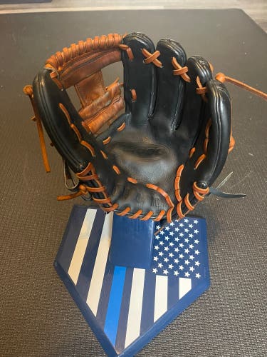 Wilson A2000 1787 11’75