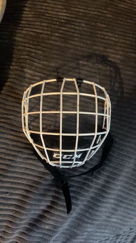 Used Small CCM Full Cage Resistance Face Cage