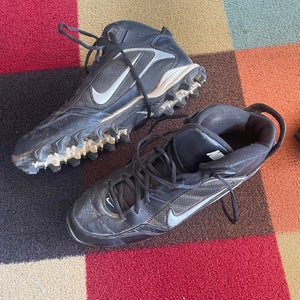 Unisex Molded Cleats Mid Top Cleats