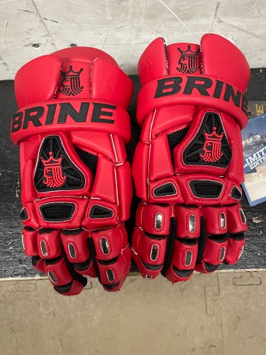 New Player's Brine 12" King IV Lacrosse Gloves