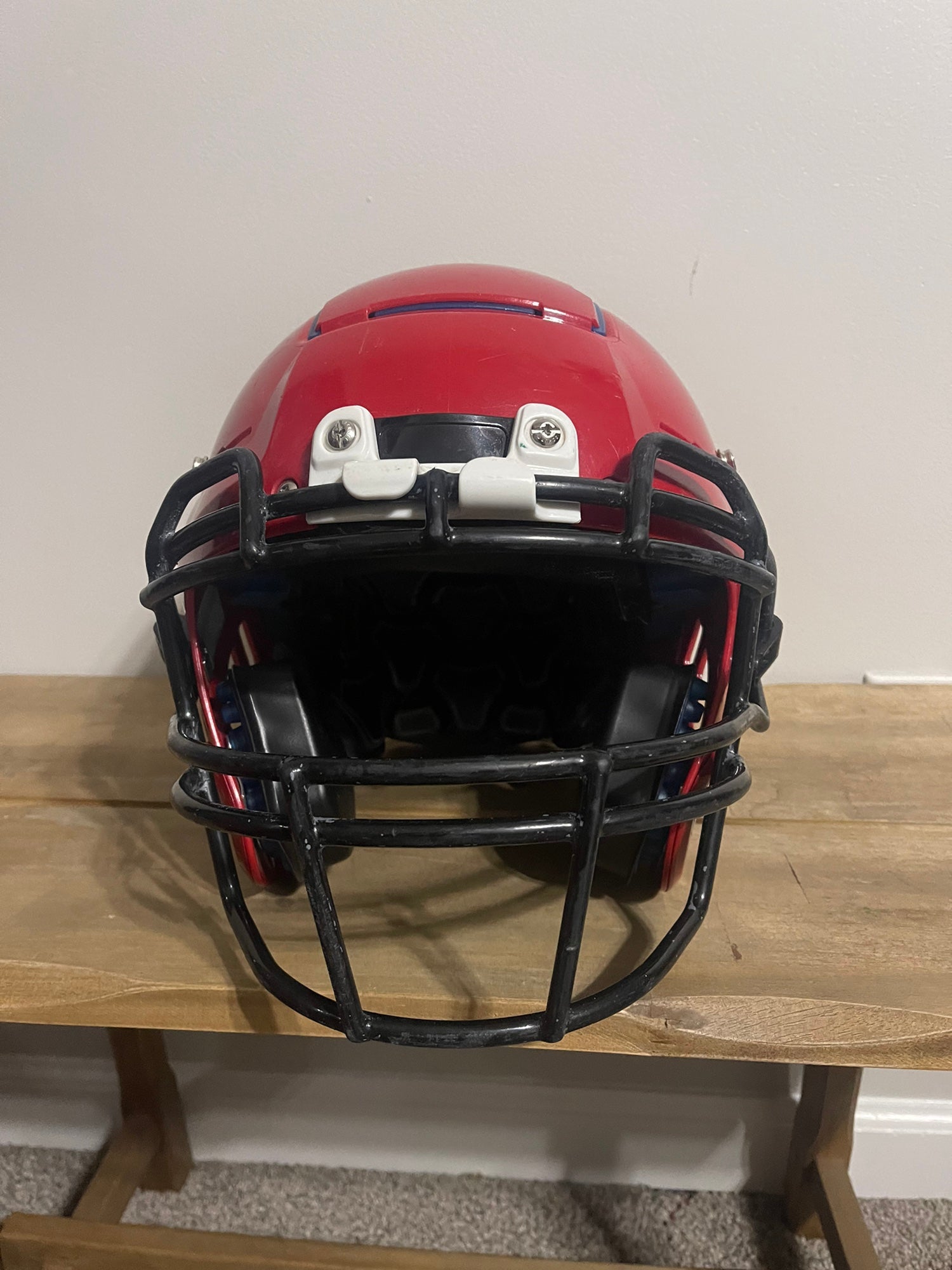 Used Medium Schutt F7 Helmet | SidelineSwap