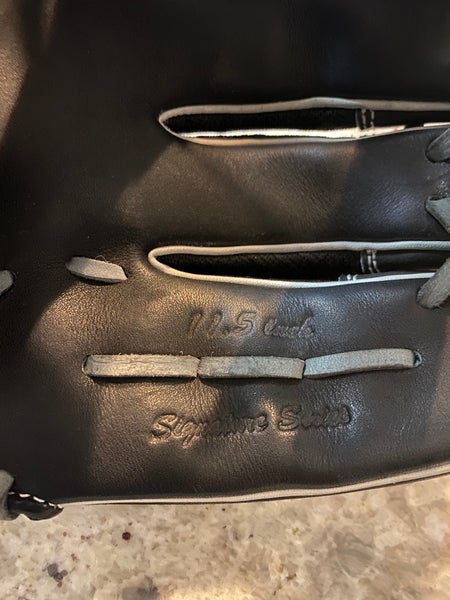 11.5 inch 44 signature series baseball glove