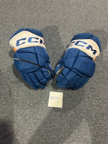 Game Used CCM HGPJSPP Pro Stock Gloves Colorado Avalanche Team Issued #54 14”