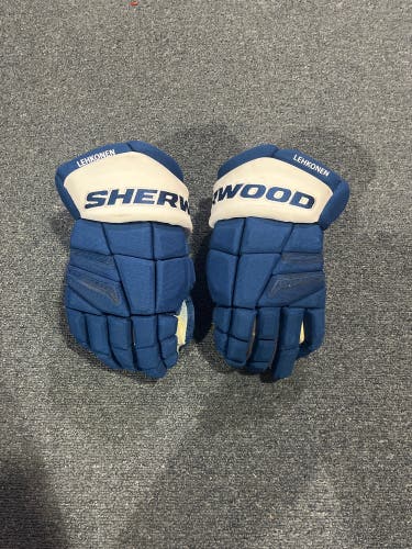 Game Used Blue Sherwood Rekker Element One Pro Stock Gloves Lehkonen 14”