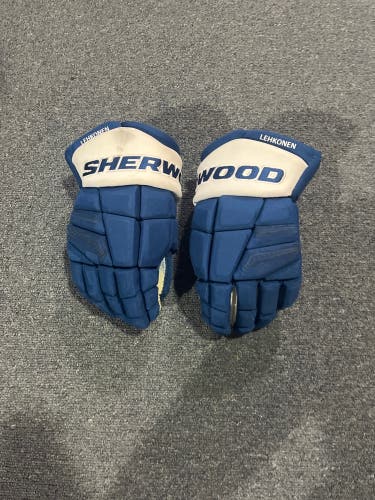 Game Used Sherwood Rekker Element One Pro Stock Gloves Lehkonen 14”