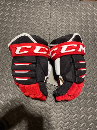 CCM 13" Tacks 4 roll pro 2 Gloves