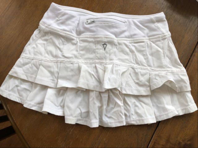 Iviva girls tennis skirt/skort size 8 (girls) - white