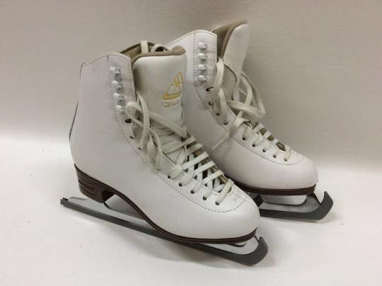 Used Jackson 1790 Senior 4.5 Ice Skates Soft Boot