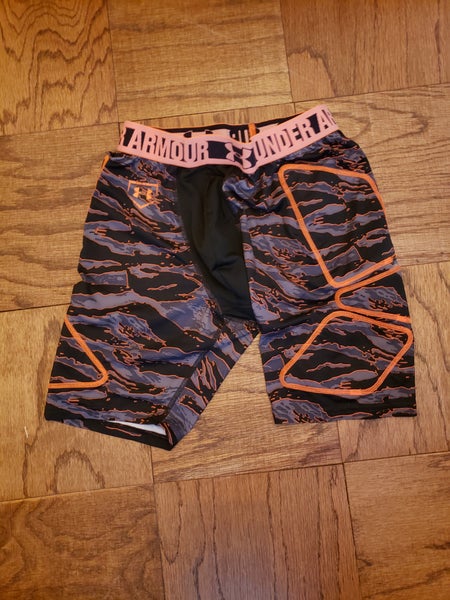 Black Used Large Boys Under Armour Compression