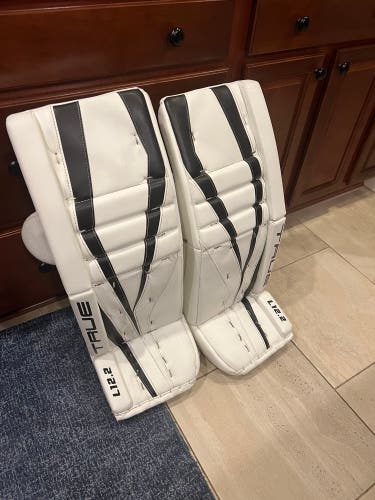 33" True  Goalie Leg Pads