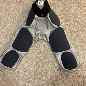 Cramer Thunder 7 Pad Football Girdle with Integrated Hip, Thigh and Tailbone Pads. Size M