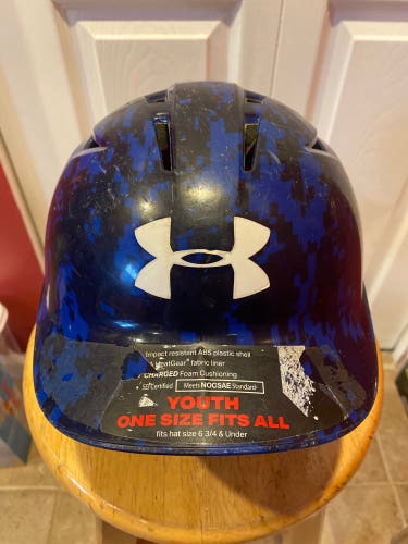 Youth baseball helmet- under Armor youth heater
