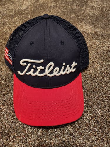 Blue New Men's Large Titleist Hat