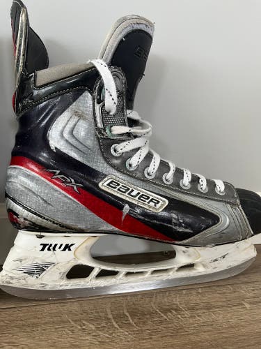 Used Bauer Size 9.5 Vapor APX Hockey Skates