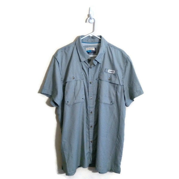 Magellan Outdoors Men's Fishing Shirt, Short Sleeve Button-Down Fish Gear  Top
