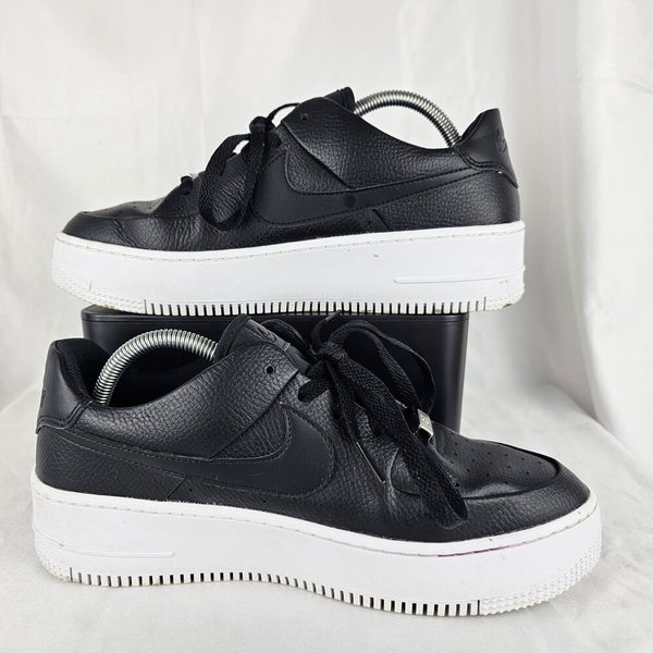 langs twee afbreken Nike Air Force 1 Sage Low Black White Leather Platform Sneakers Womens Size  10.5 | SidelineSwap