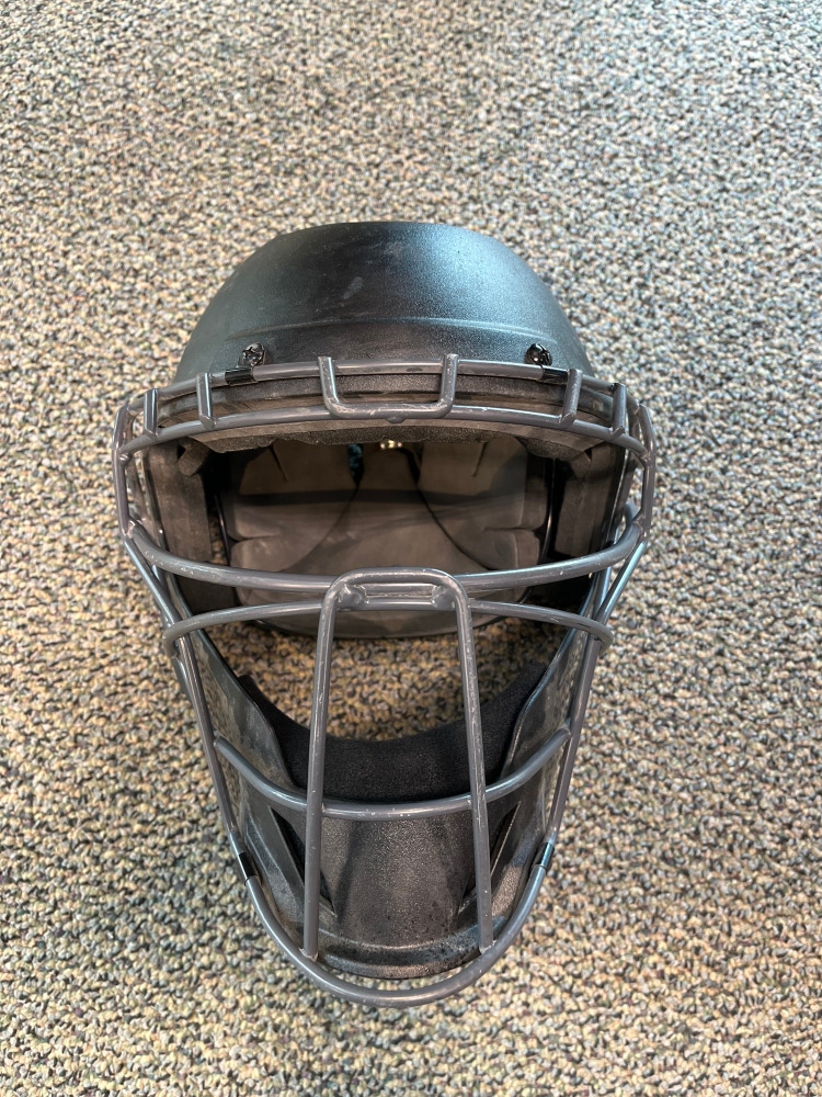 Used Easton Prowess P2 Catcher's Mask