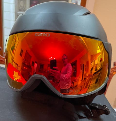 Used Men's Large Giro ORBIT SPHERICAL HELMET Helmet