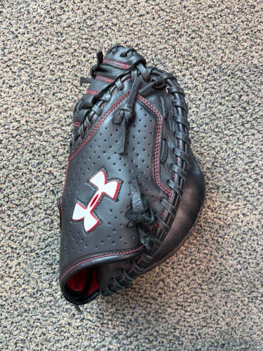 Used Under Armour Right Hand Throw Catcher's Glove 31.5"