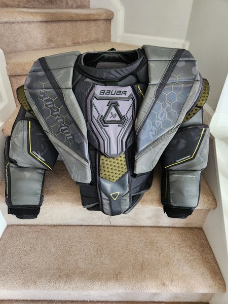 Sr Large Bauer Mach Goalie Chest Protector