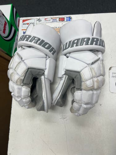 Used Warrior 12" Nemesis Goalie Gloves