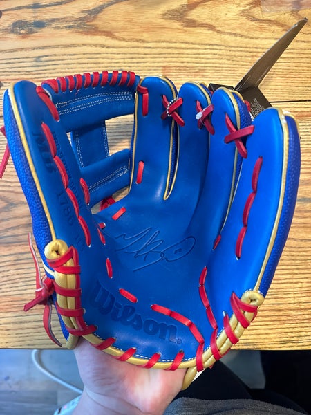 NWT IG Exclusive Mookie Betts Infield Glove. Rare