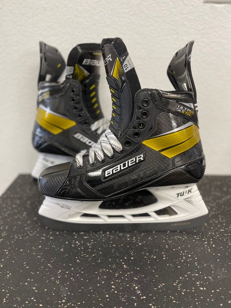 New Bauer Supreme UltraSonic Hockey Skates Regular Width Size 10