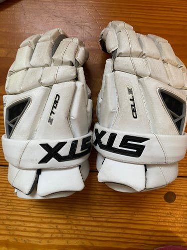 STX Cell IV Lacrosse Gloves Medium