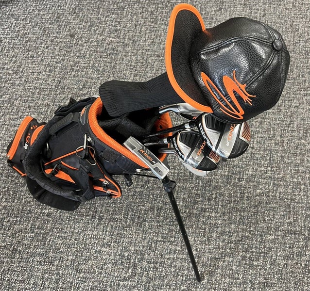 Cobra King JR 7 Club Kids Golf Set Ages 9-12 Orange