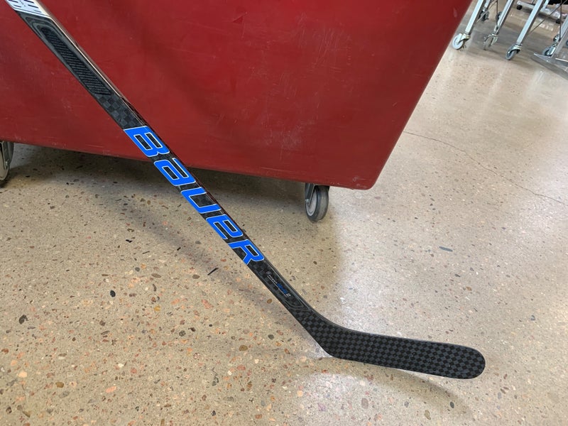 Used Intermediate Bauer Team Nexus Left Hockey Stick PM9 65”