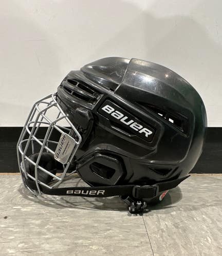 Used Youth  Bauer Prodigy Helmet