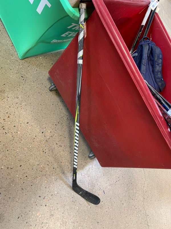 Easton RH Pro Stock Hockey Sticks for Sale in Yorba Linda, CA - OfferUp