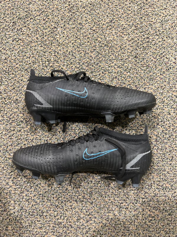 Nike Mercurial Vapor 12 Euphoria Size 7 Cleats for Sale in El Paso, TX -  OfferUp