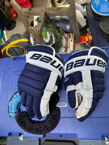 Bauer 14" Pro Stock 4 Roll Gloves