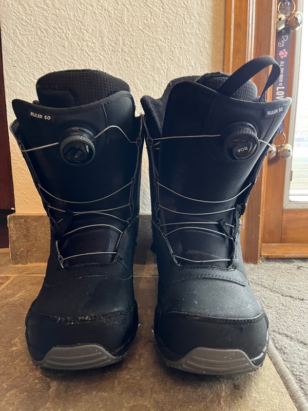 Men's Size 12 (Women's 13) Burton Ruler Step-On BOA Snowboard Boots