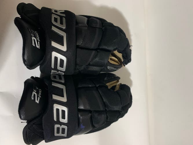 Used Bauer 13"  Supreme 2S Pro Gloves
