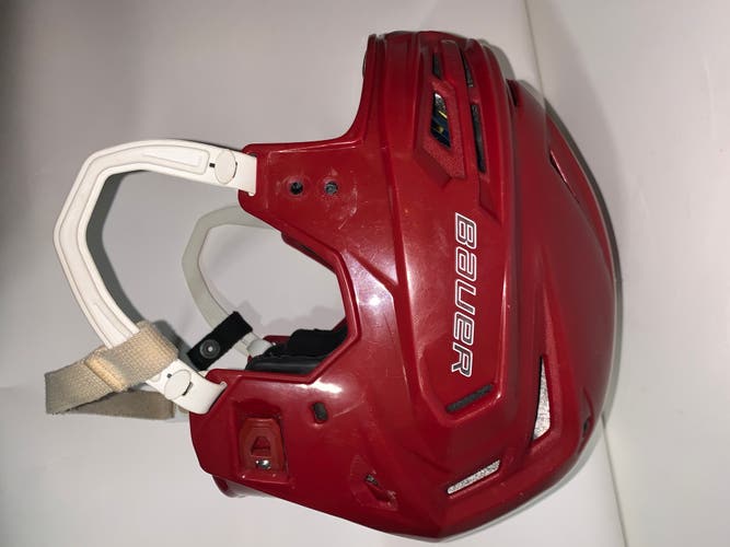 Used Large Bauer Re-Akt 150 Helmet