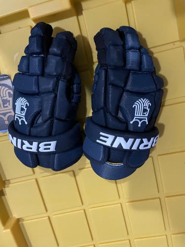 New navy blue brine gloves