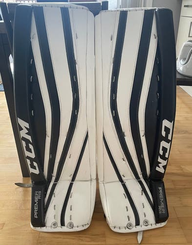 35" CCM Premier R1.9 Goalie Leg Pads
