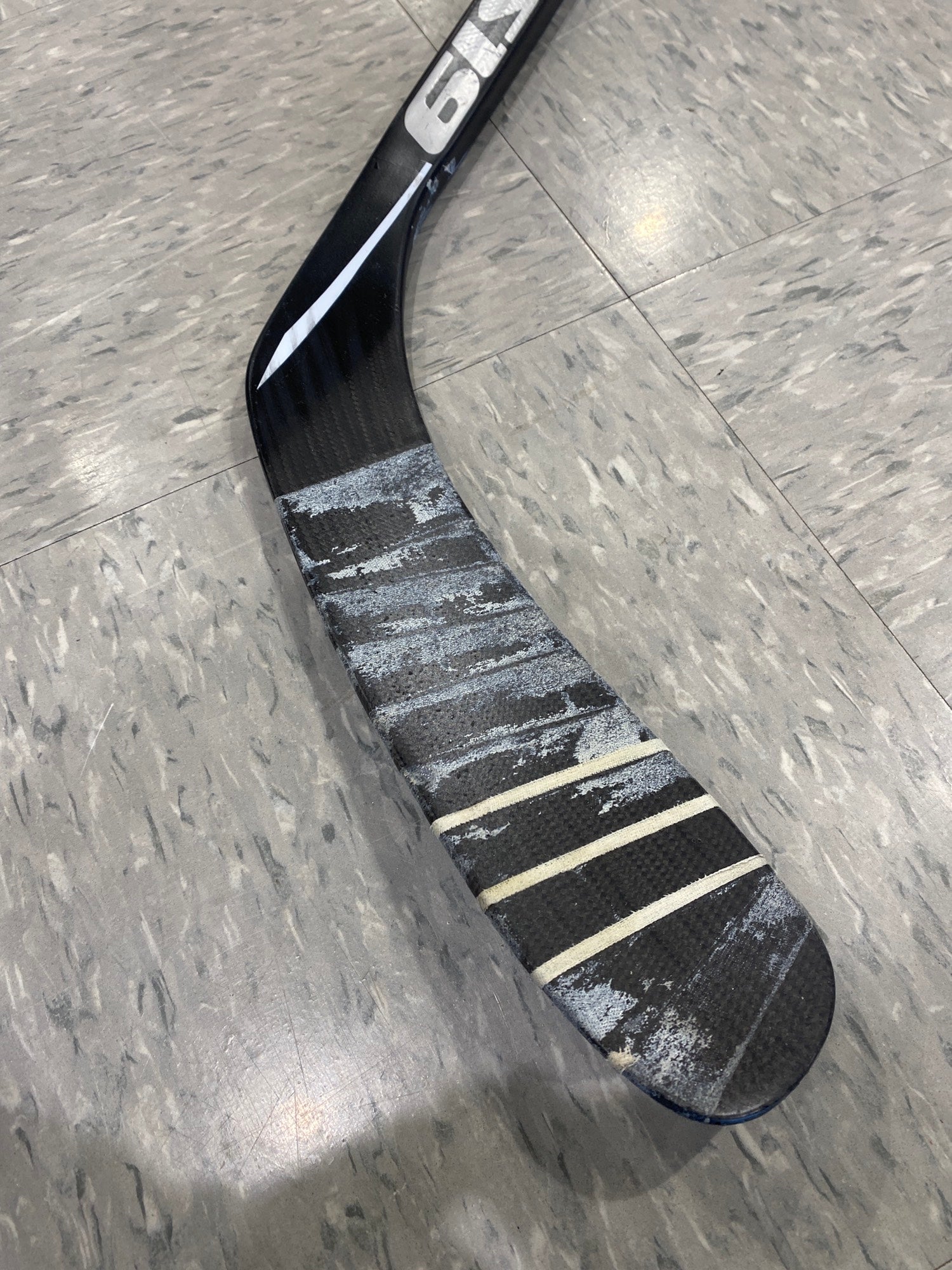 Used Senior Easton S19 Left Hockey Stick P08 Pro Stock