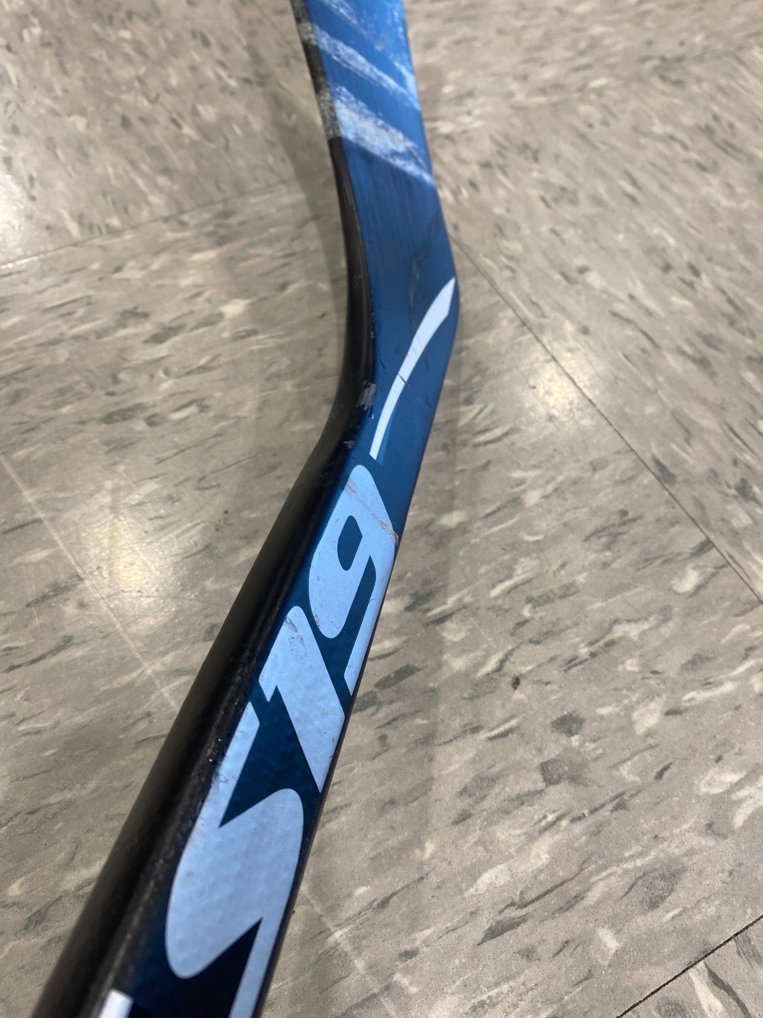 P08 Easton S19 Hockey Sticks