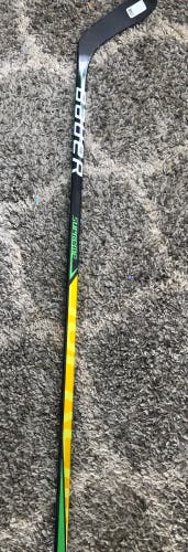 Senior Right Handed P28 Supreme UltraSonic Hockey Stick