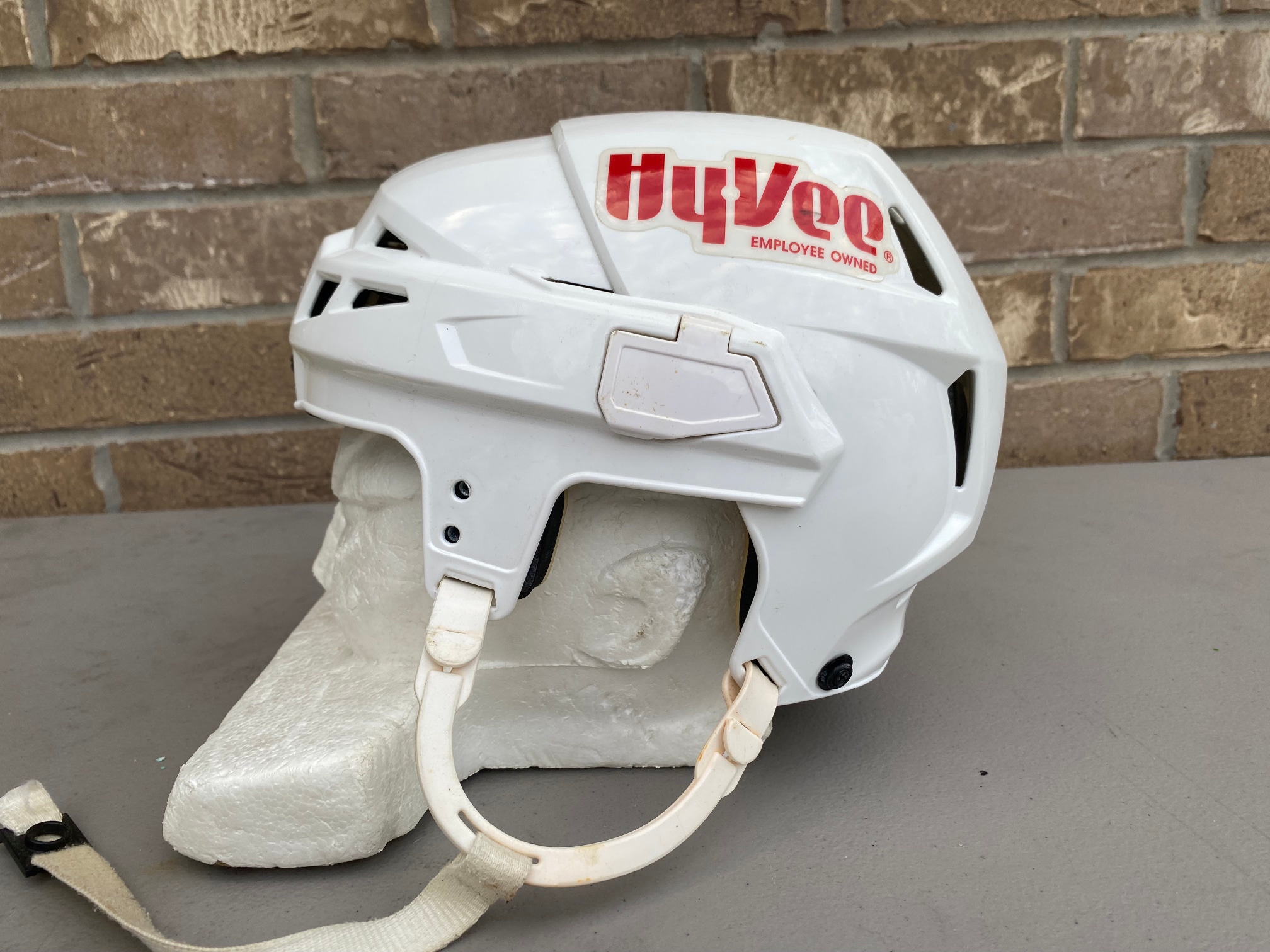 CCM V08 Pro Stock Hockey Helmet White Small 3695