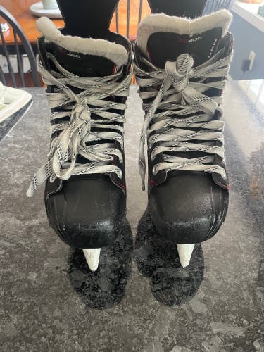 Used Bauer Size 6 Vapor X400 Hockey Skates