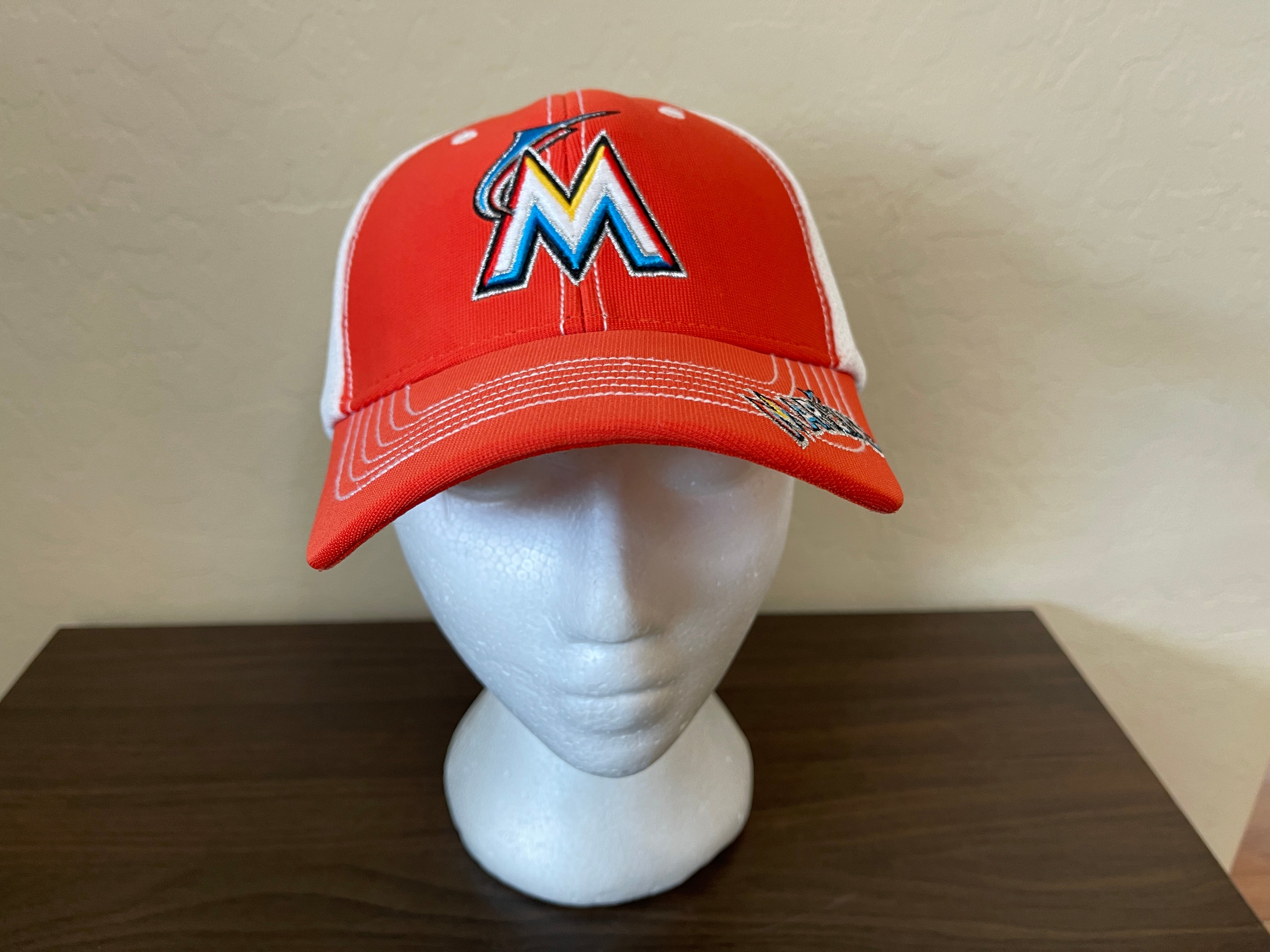 Miami Marlins MLB BASEBALL SUPER AWESOME '47 Brand Adjustable