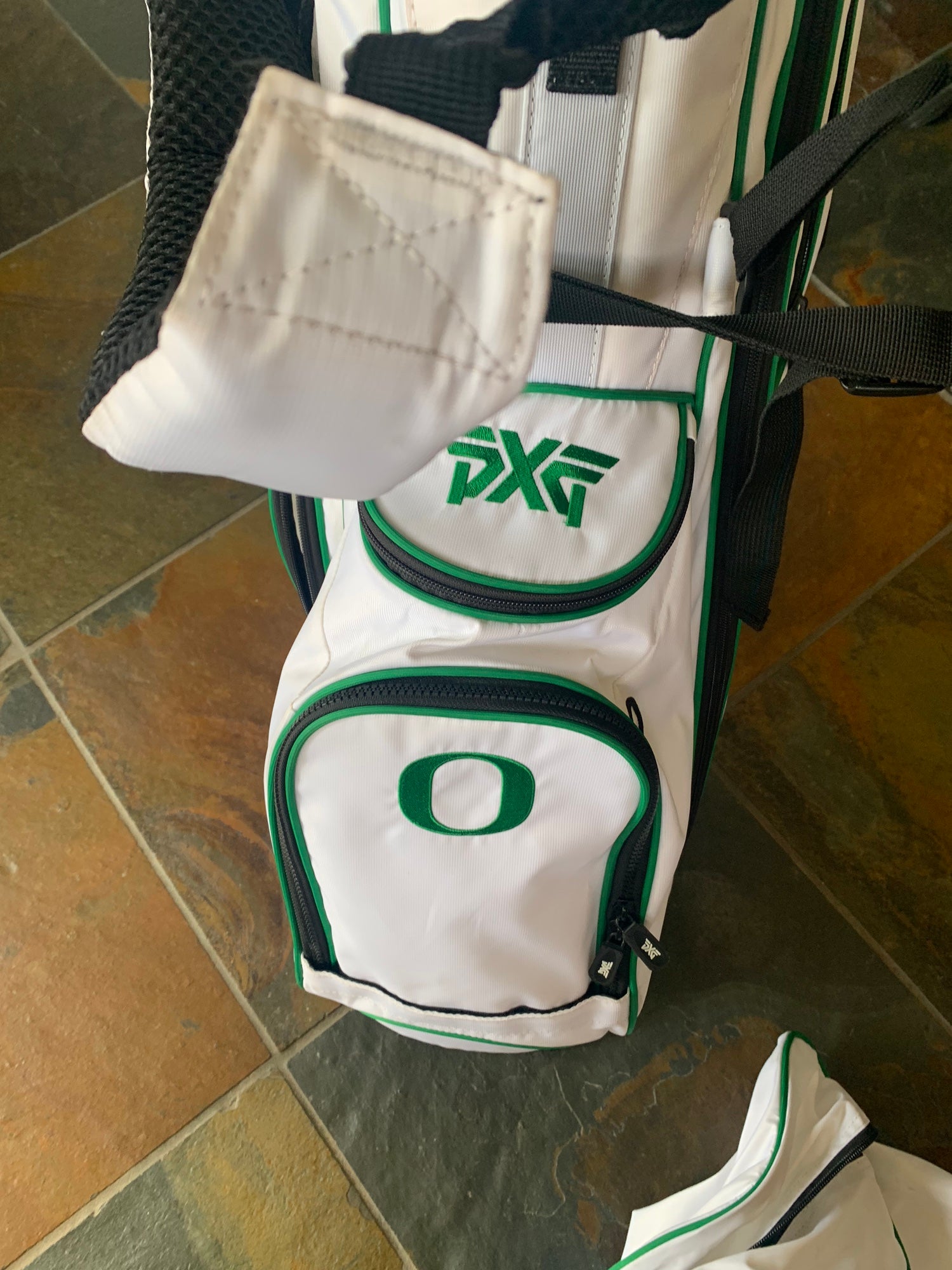 Bag Custom Oregon Ducks | SidelineSwap