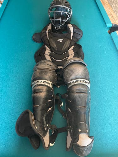 Easton Catcher's Set