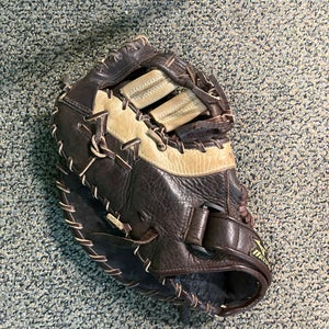 Used Mizuno Left Hand Throw First Base Baseball Glove 12.5"