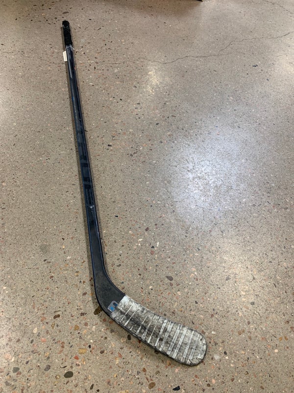 Easton Z Bubble Junior Hockey Shaft Stick JR for Sale in Tarpon Springs, FL  - OfferUp